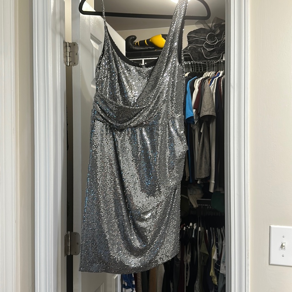 Express dress medium